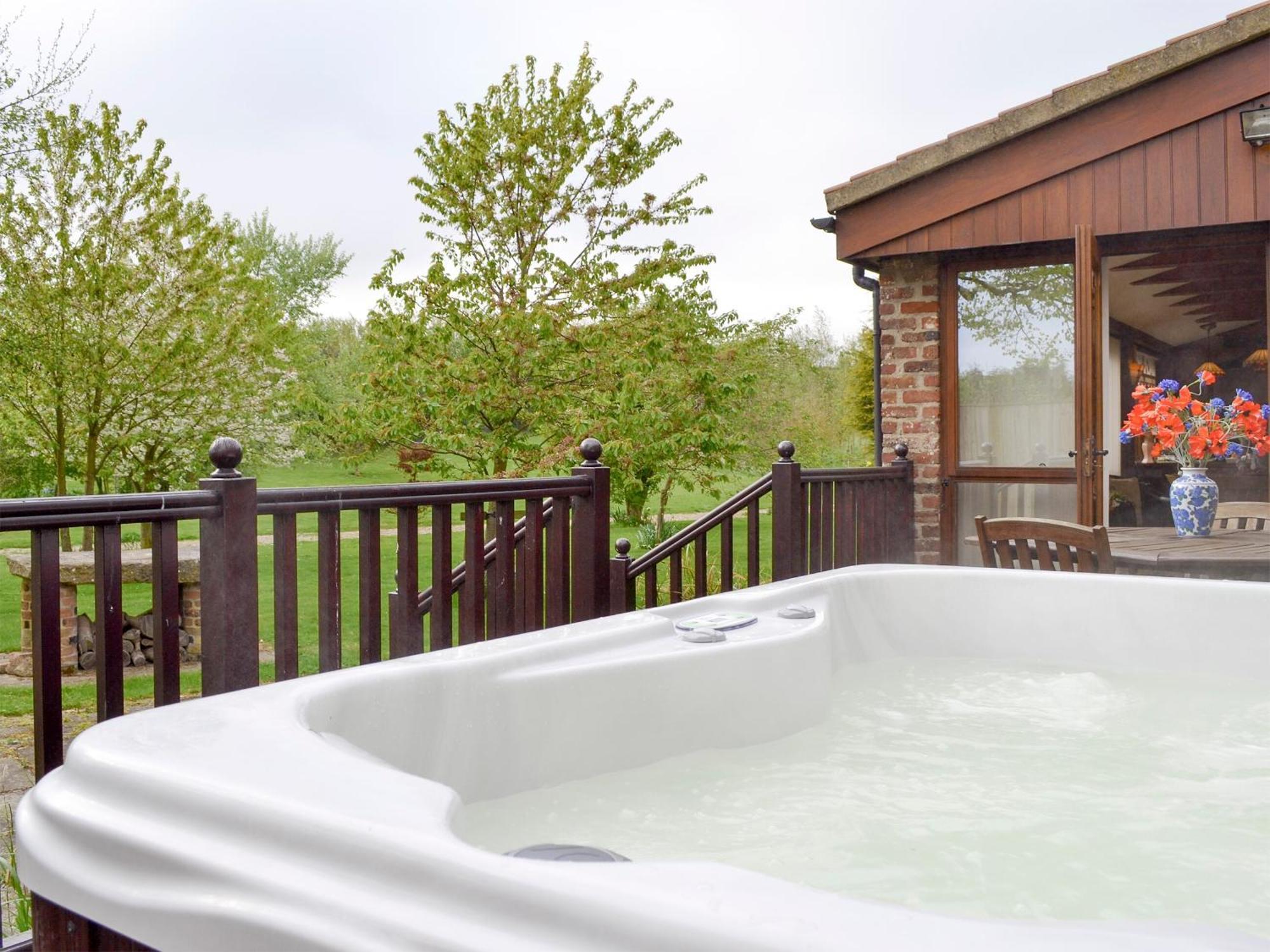 Walled Garden Lodge Ryehill Exteriör bild