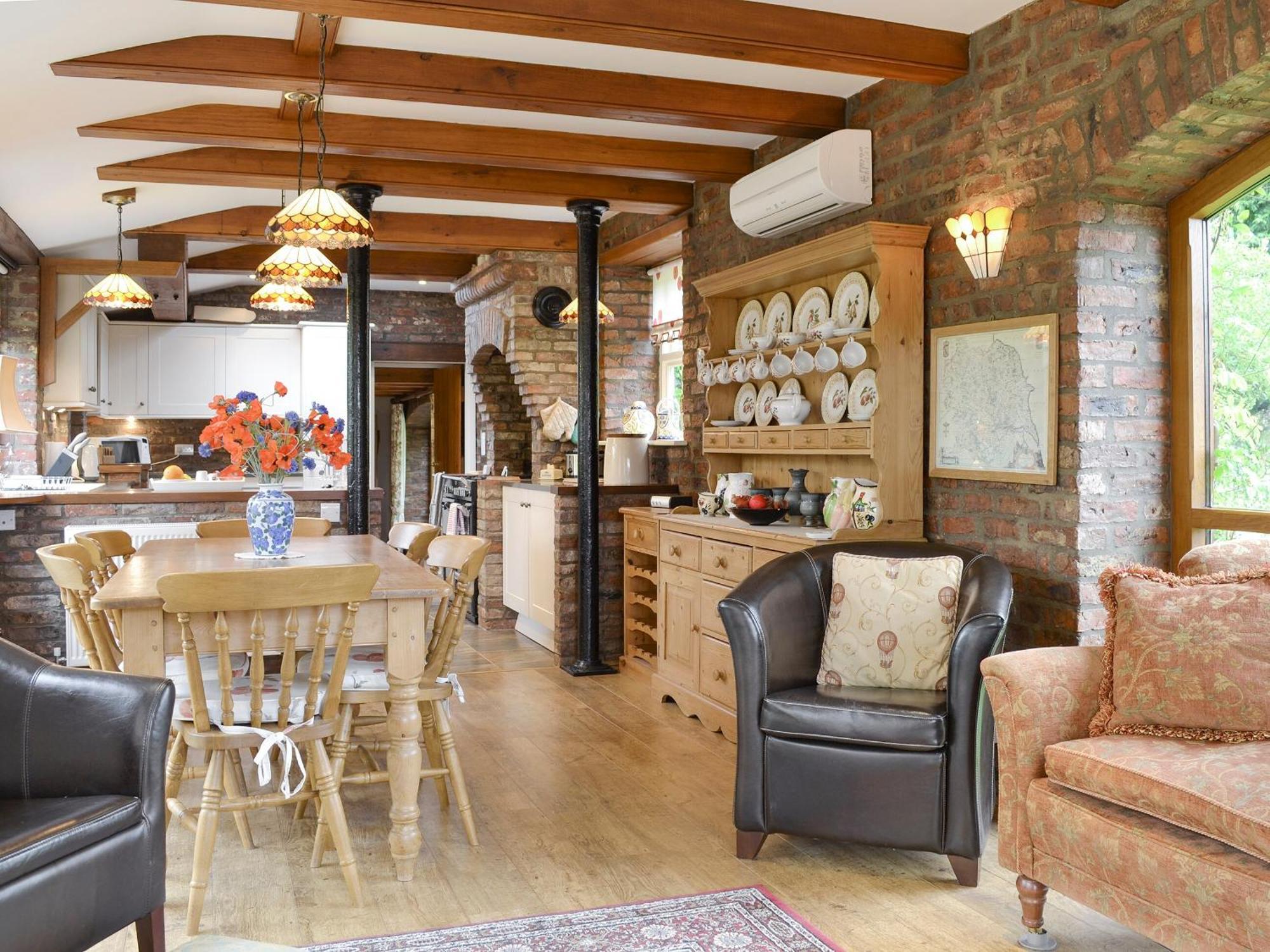 Walled Garden Lodge Ryehill Exteriör bild